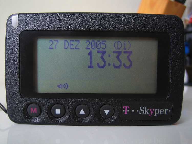 1024px-Skyper-stardado