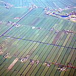 Luchtfoto van veenpolders in Noord-Holland