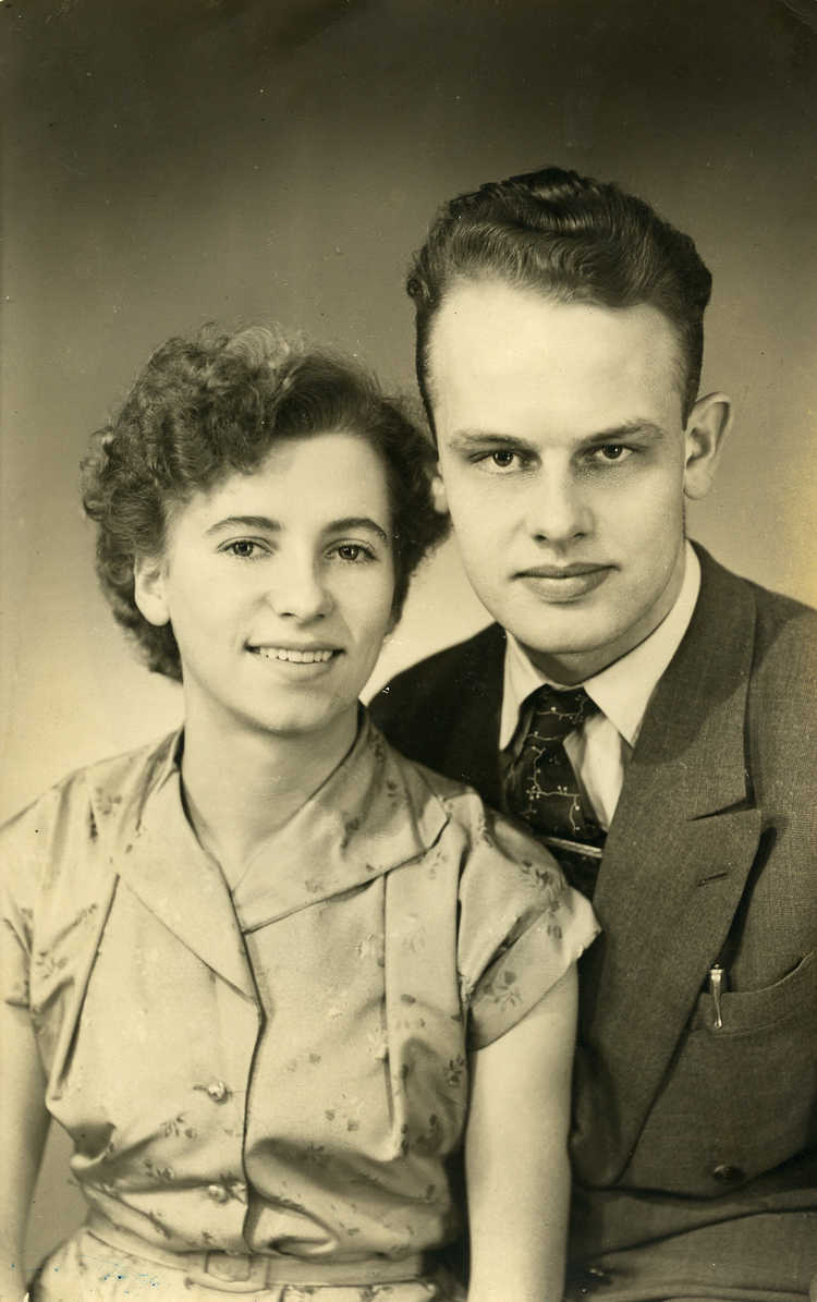 Dirk Kuik in de jaren vijftig met zijn verloofde Corrie (privécollectie Dirk Kuik)