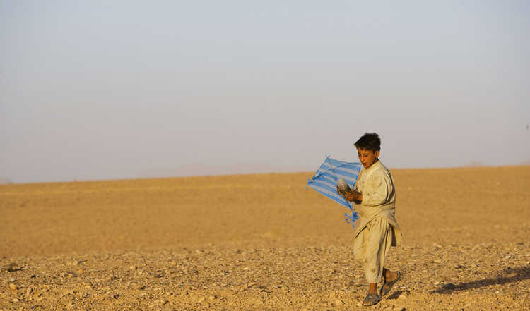 Jongetje met vlieger Afghanistan