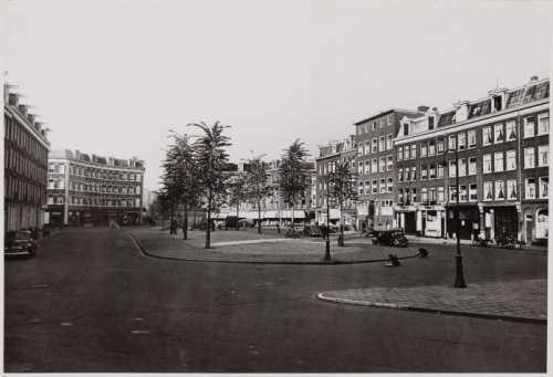 Het Iepenplein in Amsterdam (Bron: Stadsarchief Amsterdam). 
