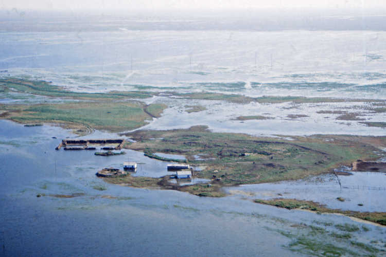 Overstroomd gebied langs de Kaspische Zee