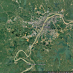 Stroming van de Jangtsekiang rivier door Wuhan (Bron Google Earth)