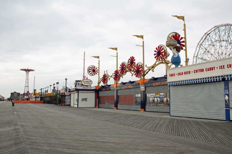 Boulevard en pretpark op Coney Island