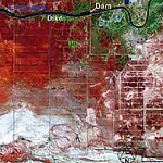 Landsat opname van polders in de Al Hammar moerassen, gemaakt in 2000